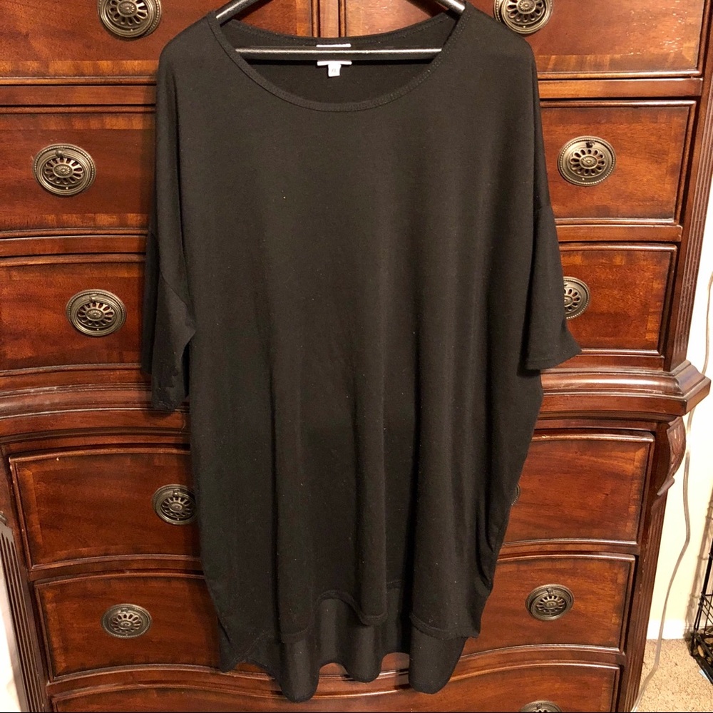 Solid black Lularoe XL Irma top